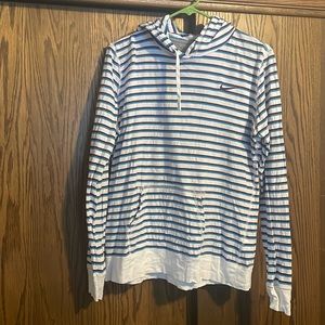 XL Nike Pullover - 100% Cotton